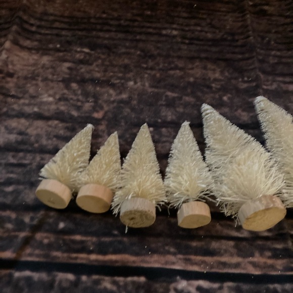 Handmade Tree Decoration Set! Green Trees, White Trees, and Golden Sparkle Trees - Picture 16 of 16